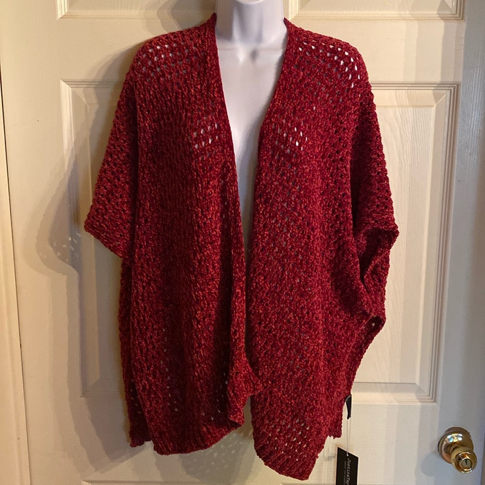 NWT women’s one size poncho sweater